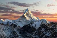 An image of a mountain